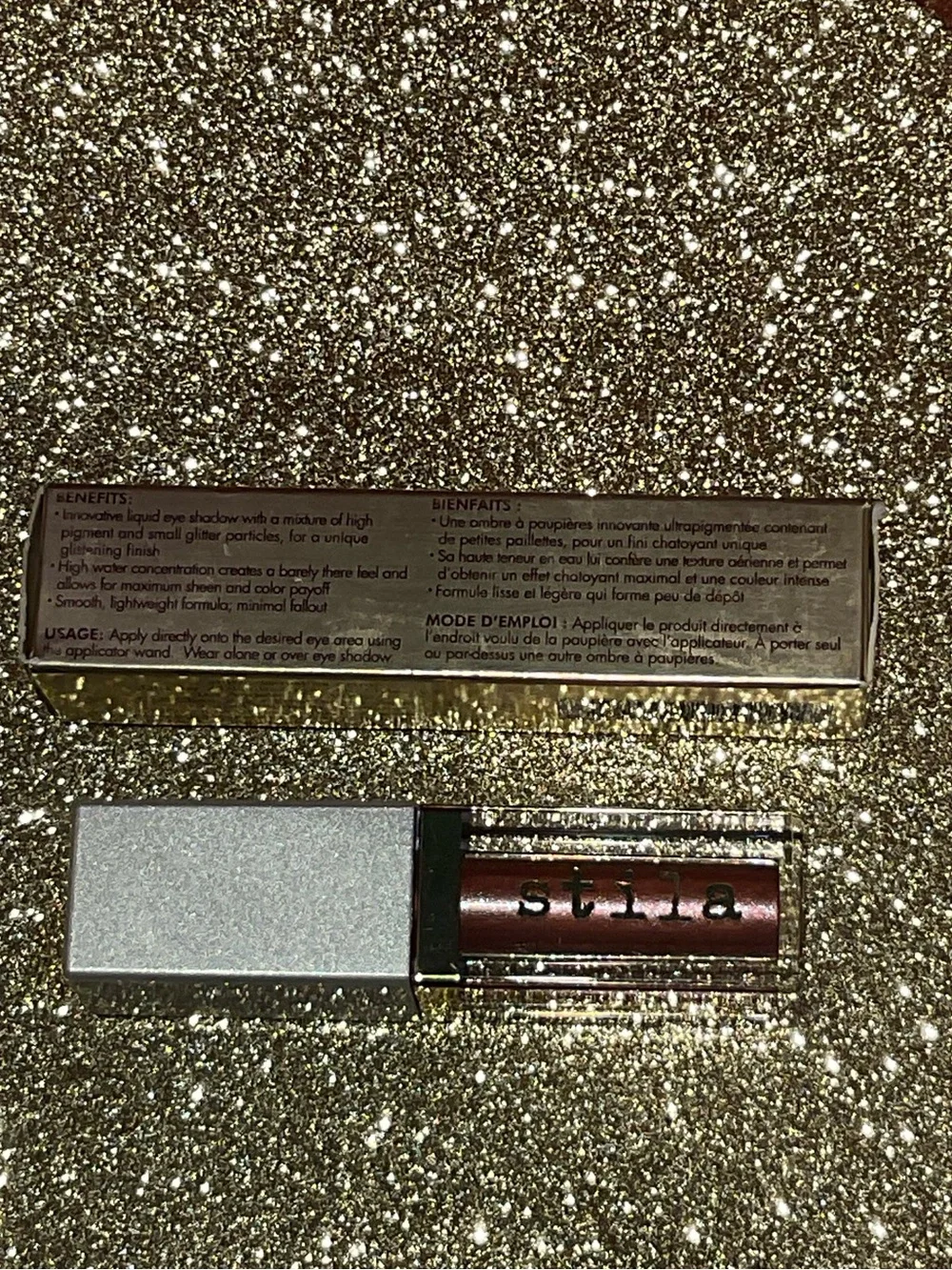 Stila Ocean Glisten & Glow Liquid Eyeshadow- RIO